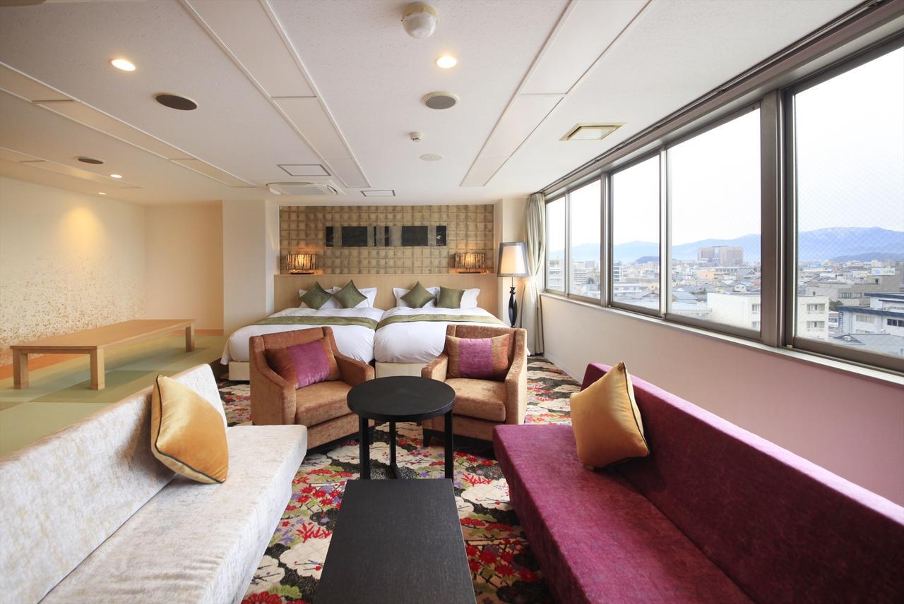Centurion Hotel Villa Suite Fukui Ekimae Ngoại thất bức ảnh